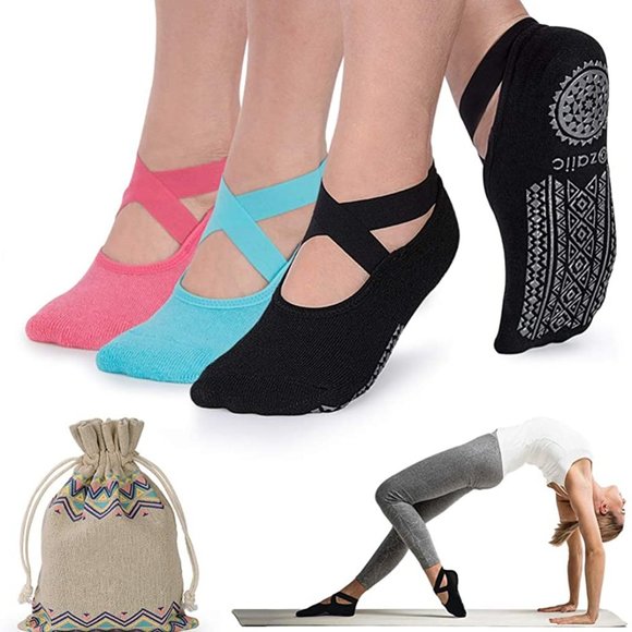 Ozaiic Other - 3 Pairs Women's Yoga Socks Non-Slip Grips & Straps